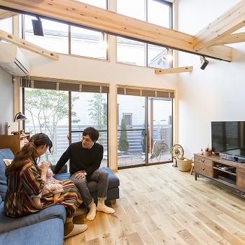 ネクストハウスデザイン 自宅の庭がアウトドアリゾートに。光と風を感じながら暮らす開放感が心地よい住まいを実現の建築実例画像2