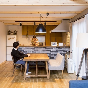 ネクストハウスデザイン 自宅の庭がアウトドアリゾートに。光と風を感じながら暮らす開放感が心地よい住まいを実現の建築実例画像3