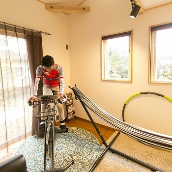 ネクストハウスデザイン 平屋でも2階建てでもない。広すぎず狭すぎないちょうどよさで、どこにいても家族の気配を感じられる住まいの建築実例画像5