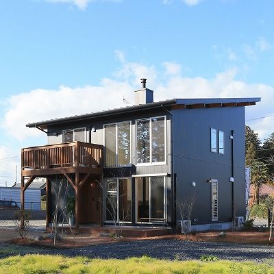 ネクストハウスデザイン 外を身近に感じる平屋の良さを取り入れた住まい。家でアウトドアライフを楽しみ、日常にワクワクを！の建築実例画像