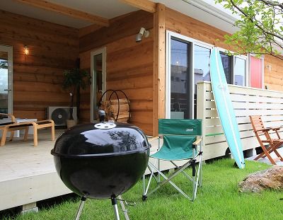 ネクストハウスデザイン 私達にちょうどいいサイズで、心豊かに暮らす。BBQやサーフィン、ロードバイク…趣味が似合う平屋の建築実例画像2