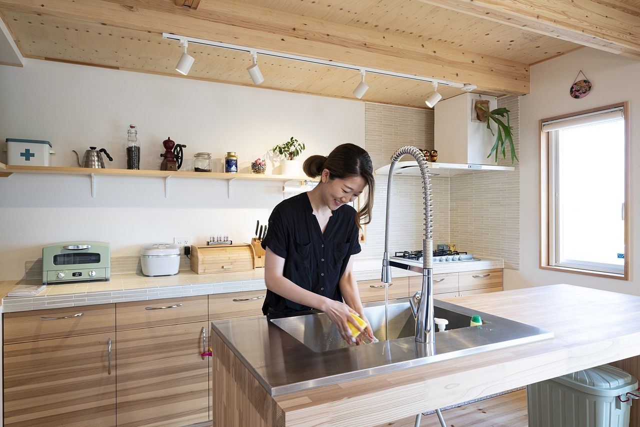 ネクストハウスデザイン 田園風景が借景！あふれる緑を自分たちらしくデザインした木の住まいの建築実例画像4