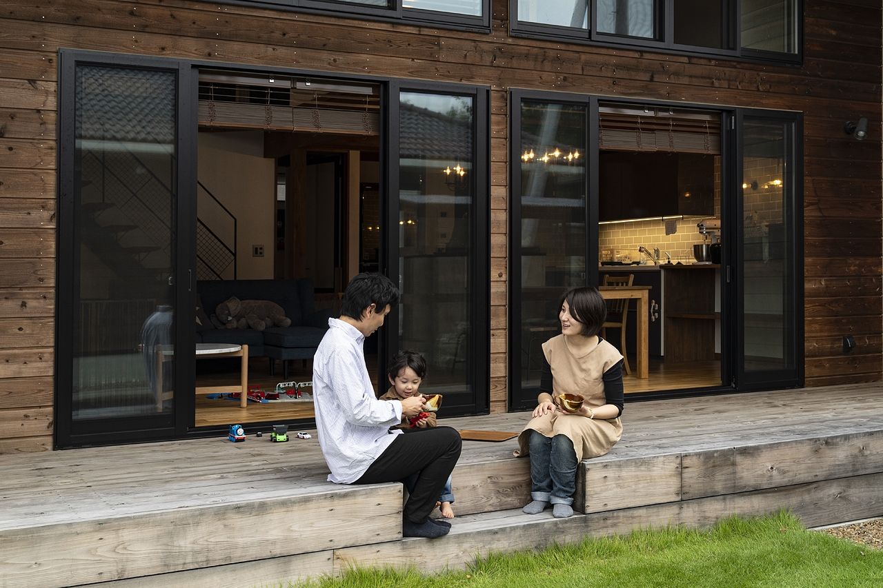 ネクストハウスデザイン 木、アイアン、タイル、素材使いがカッコいい！ 大人カフェスタイルの家の建築実例画像7