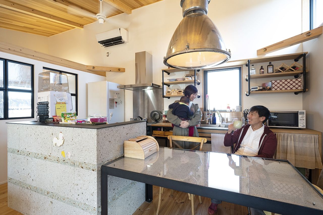 ネクストハウスデザイン 土間で憩う！人が楽しく集まる家の建築実例画像2