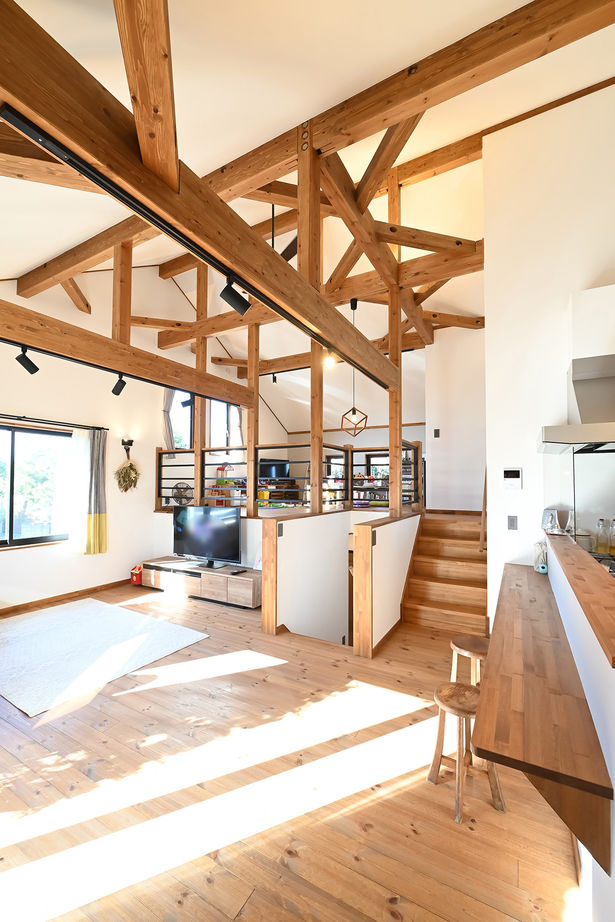 ネクストハウスデザイン スキップフロアが楽しい三角屋根の家の建築実例画像4