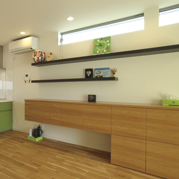 オオトリ建設 「家っぽい家はイヤ」に応えた外観デザイン。“全部お任せ”で憧れのガレージハウスが完成！の建築実例画像6