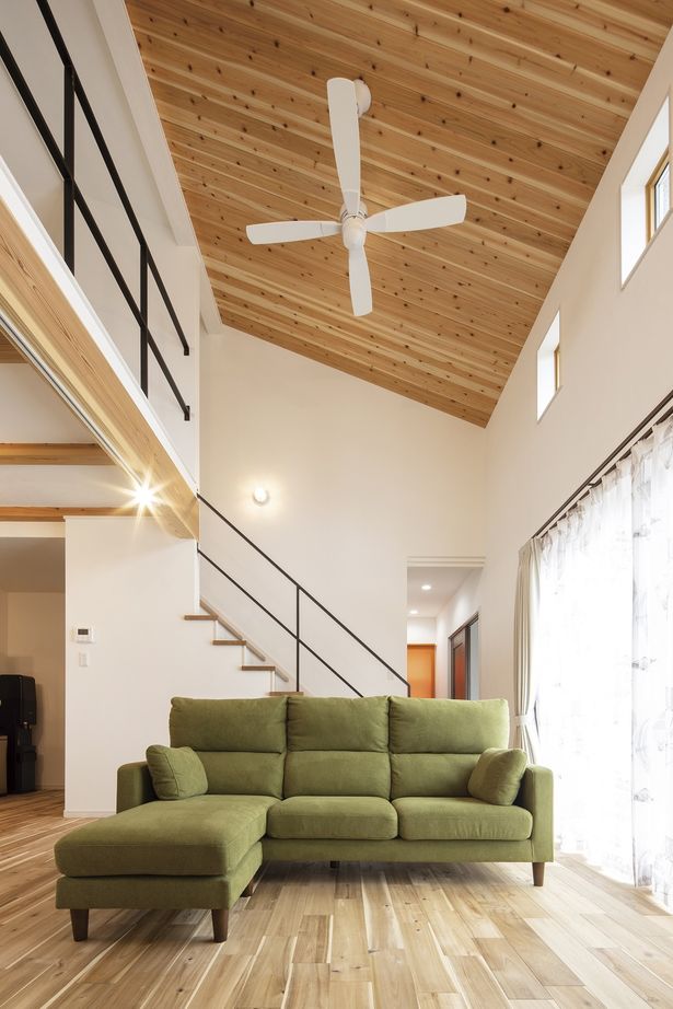 あいホーム。石塚工務店 【1480万円/間取り図有】リズムのついた勾配屋根が特徴的な外観　要望をしっかりと叶えられた理想の住まいの建築実例画像6