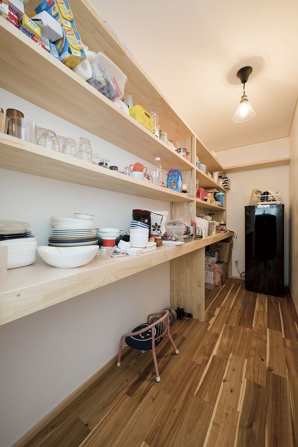 あいホーム。石塚工務店 【平屋/1700万円/間取り図有】様々な無垢材と漆喰でセンスよく仕上げた、自然素材が心地よい住まいの建築実例画像5