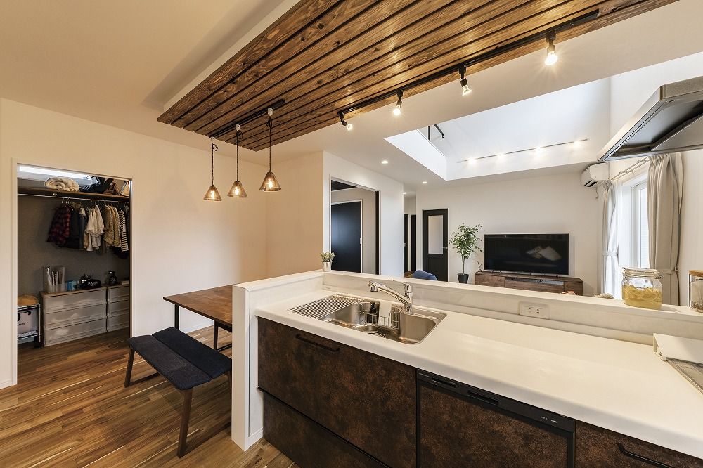 あいホーム。石塚工務店 【1680万円/間取り図有】カッコイイと暮らしやすいが融合した住まい。細やかな提案に光るセンスの建築実例画像5