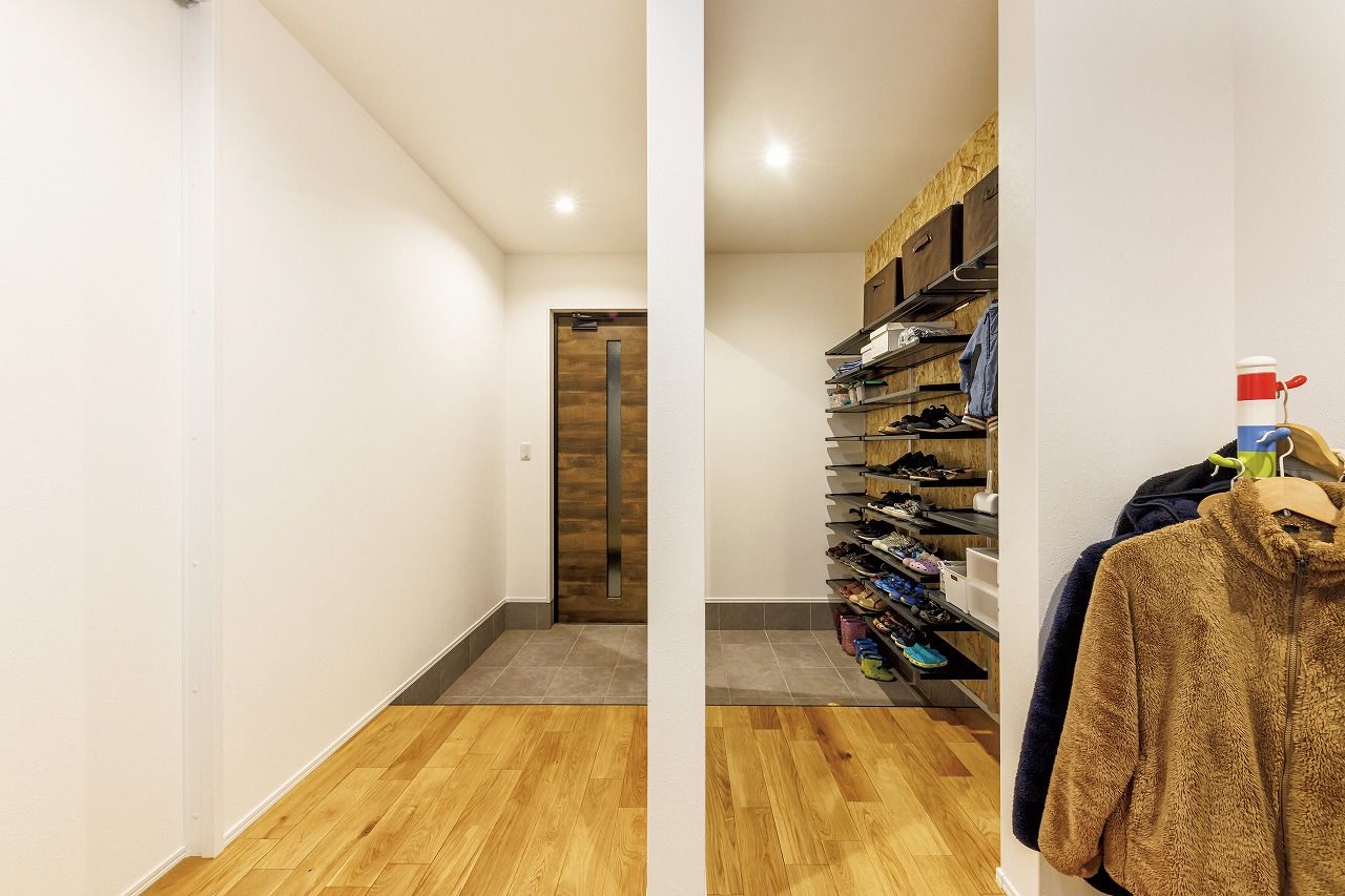 あいホーム。石塚工務店 【2900万円／多世帯／間取り図有】三世帯の大家族が笑顔で暮らすデザイン住宅の建築実例画像9