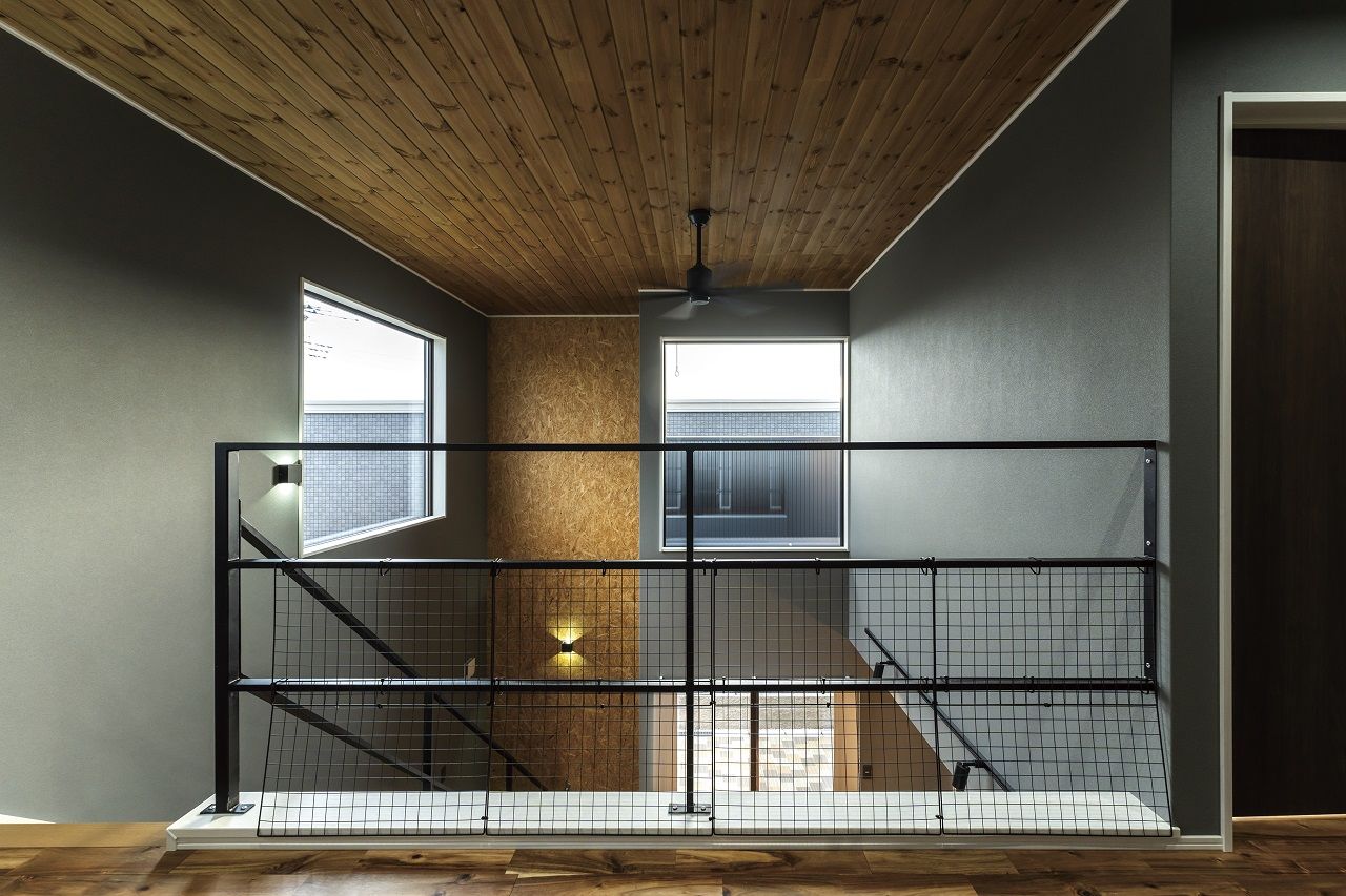 あいホーム。石塚工務店 【1500～1999万円台】全方位がカッコイイ、こだわり空間。素材感が引き立つデザインもカギの建築実例画像7