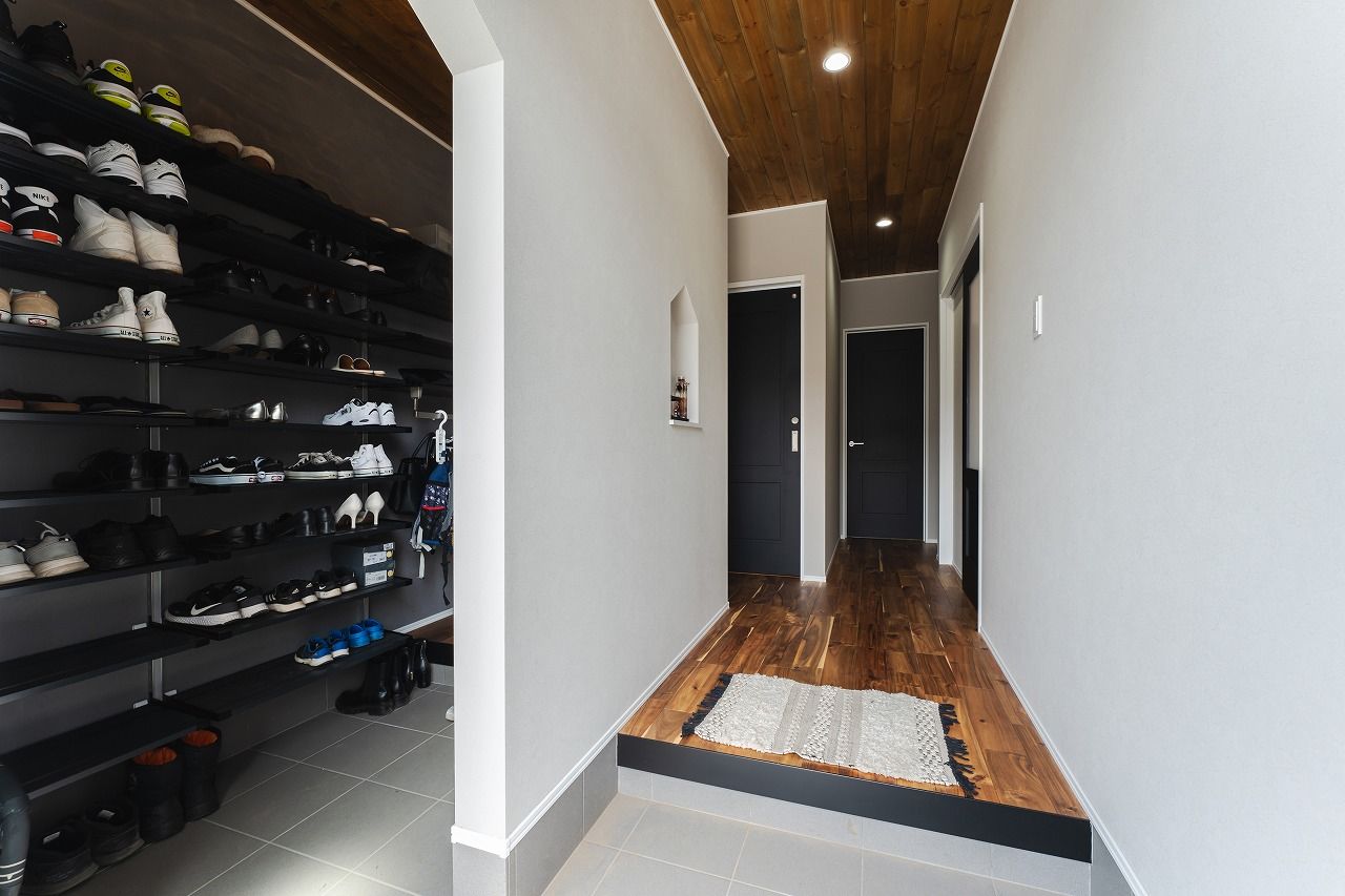 あいホーム。石塚工務店 【平屋/2100万円】2色のラップサイディング使いがカッコイイ！要望を想像以上に叶えた住まいの建築実例画像9