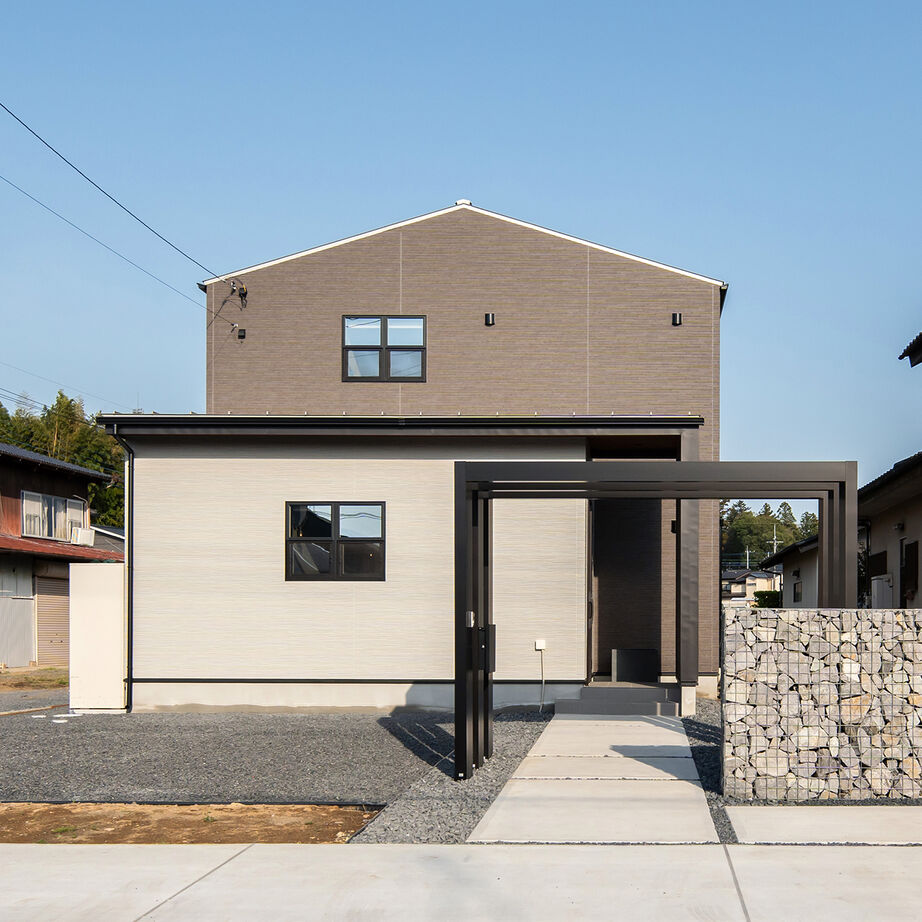 あいホーム。石塚工務店 【1950万円／間取り図有】シックなモノトーンでまとめたホテルライクな住まいでオシャレに暮らすの建築実例画像2