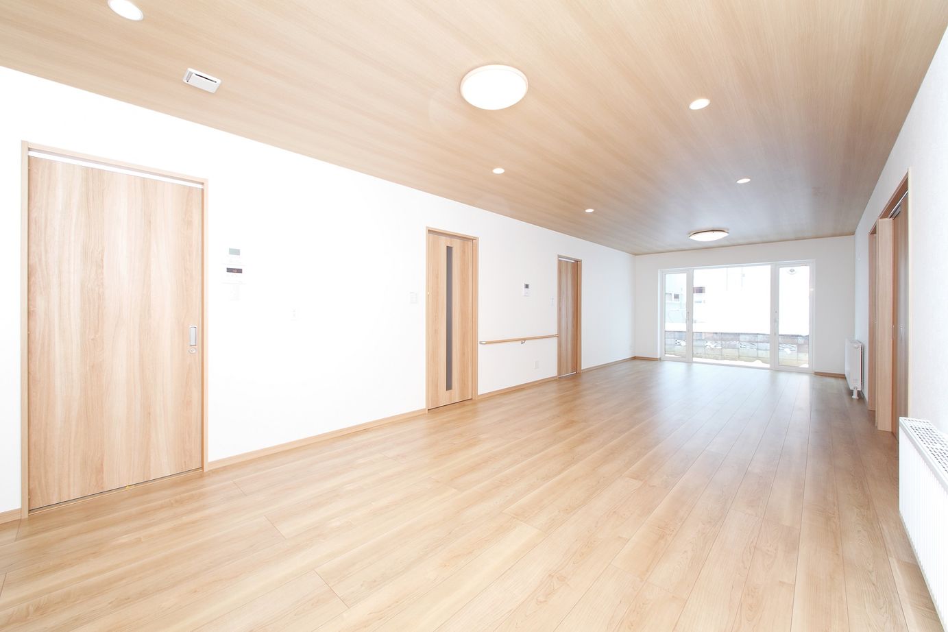 橋本建設 【札幌市/4LDK/バリアフリー/平屋】末永く安心して暮らせるバリアフリーを叶えた平屋住宅の建築実例画像2