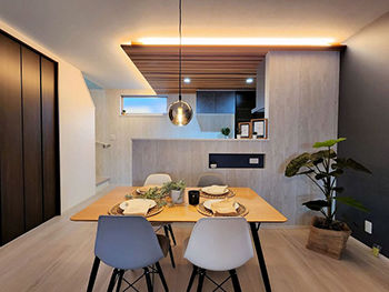 グランディルホーム 【1710万円×巨大カーポート】床面積を抑えつつ、どこまでチャレンジできるか？設計力が試された1棟の建築実例画像3