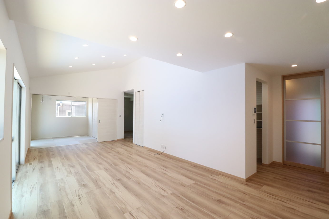 国分ハウジング 空間を最大限に生かした5人家族の平屋の家の建築実例画像4