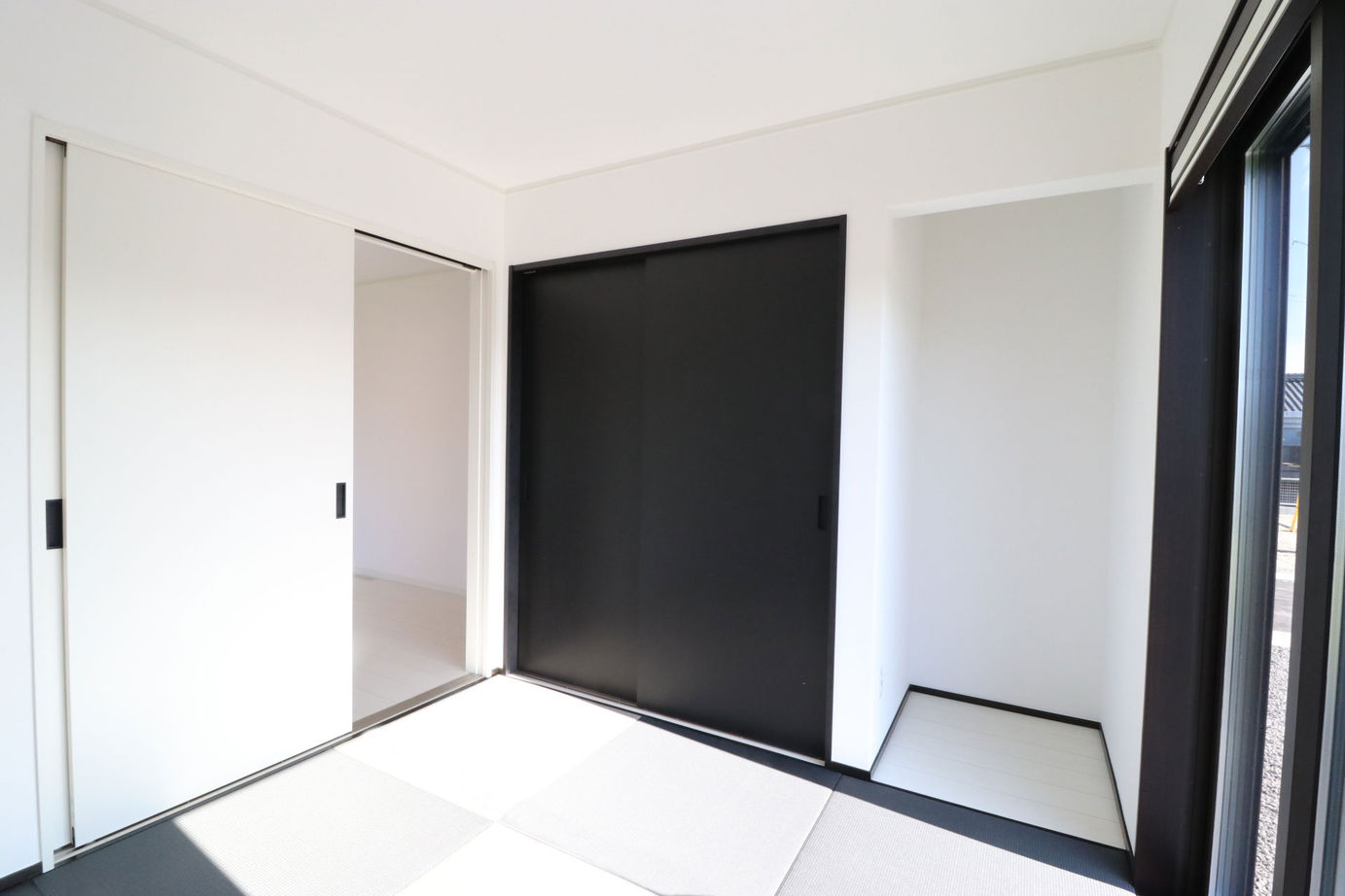 国分ハウジング 仲良し家族のスタイリッシュな平屋の建築実例画像3