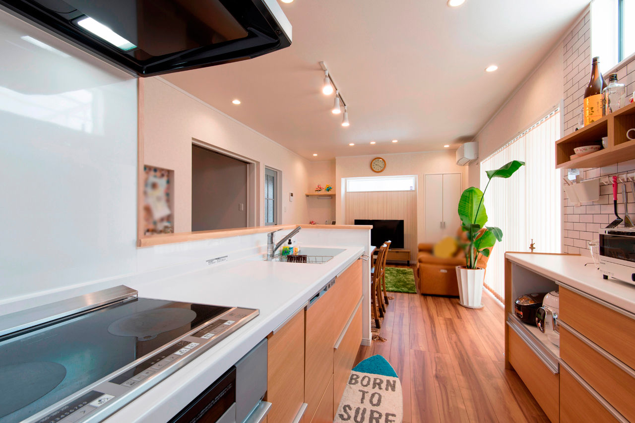 第一伊藤建設 【浜松市｜30坪｜間取り有】廊下のない間取りでリビングは広々！ナチュラル×アメリカンな家事ラクの家の建築実例画像3