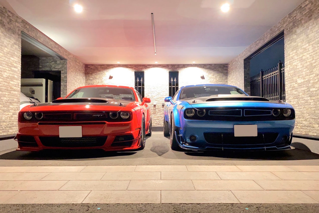 第一伊藤建設 【浜松市｜インナーガレージ｜間取り有】ガレージには愛車がずらり。ラグジュアリー×モダンな店舗併用住宅の建築実例画像2