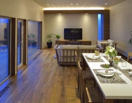 スカイハウス 【2500～2999万円/43坪/シンプルモダン】大きな窓と広々テラスで四季を楽しむ家の建築実例画像1