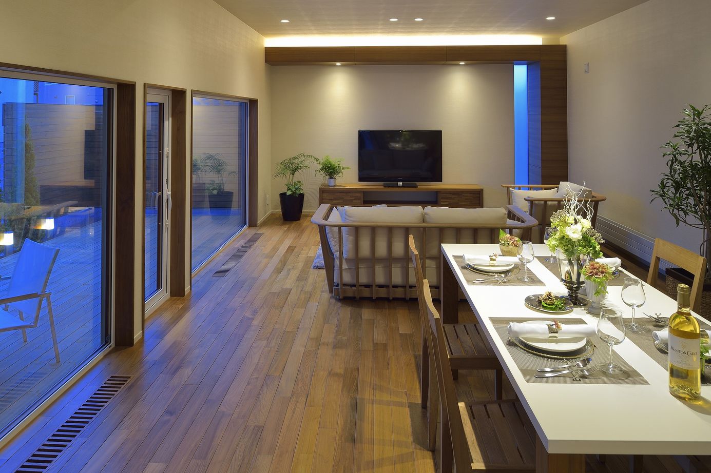 スカイハウス 【2500～2999万円/43坪/シンプルモダン】大きな窓と広々テラスで四季を楽しむ家の建築実例画像7