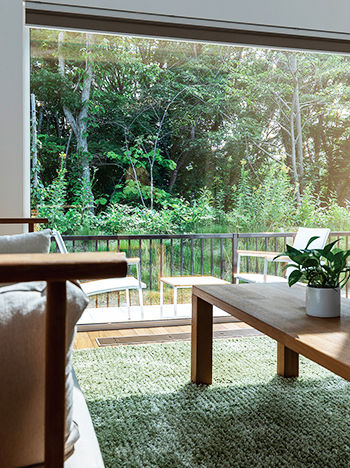 スカイハウス 【2500～2999万円/3人家族/間取り図】目の前の自然を楽しむ大窓と、吹抜けの大空間が魅力の住まいの建築実例画像4