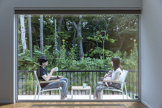 スカイハウス 【2500～2999万円/3人家族/間取り図】目の前の自然を楽しむ大窓と、吹抜けの大空間が魅力の住まいの建築実例画像5