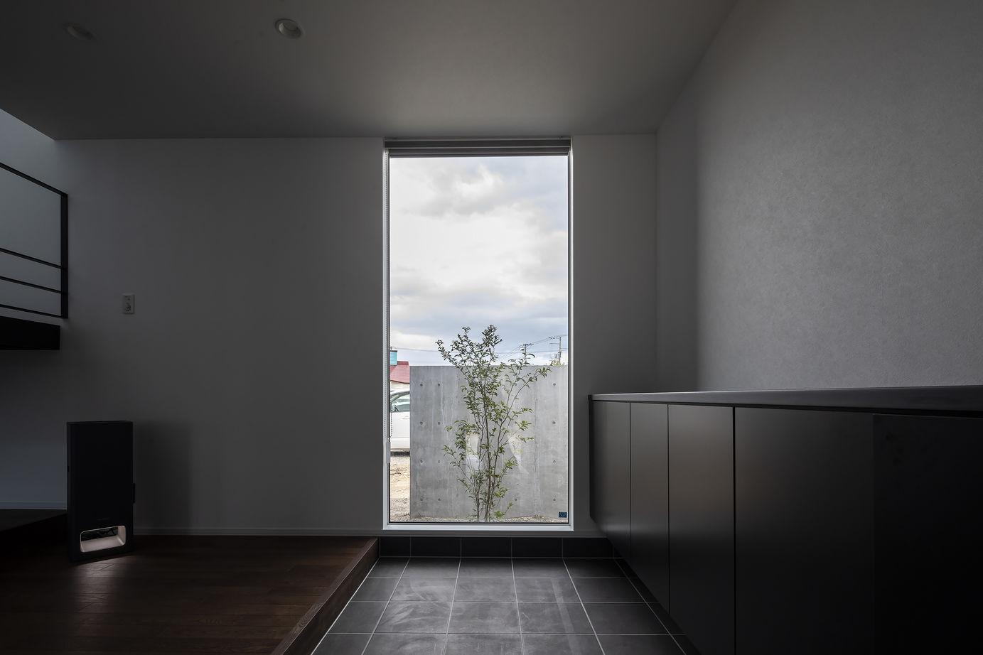 スカイハウス 【小樽市/プライベートテラス/吹き抜け】ピットリビングと広々テラスで友人たちと楽しく集える住まいの建築実例画像8