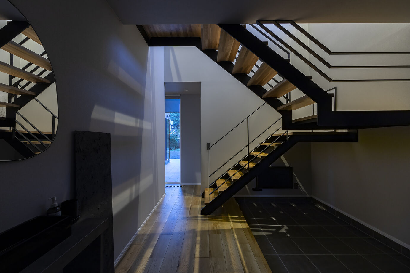 スカイハウス 【札幌市/3000万円台/カーポート/テラス】子どもは元気に、大人は寛いで。心豊かに自然体で暮らせる家の建築実例画像3