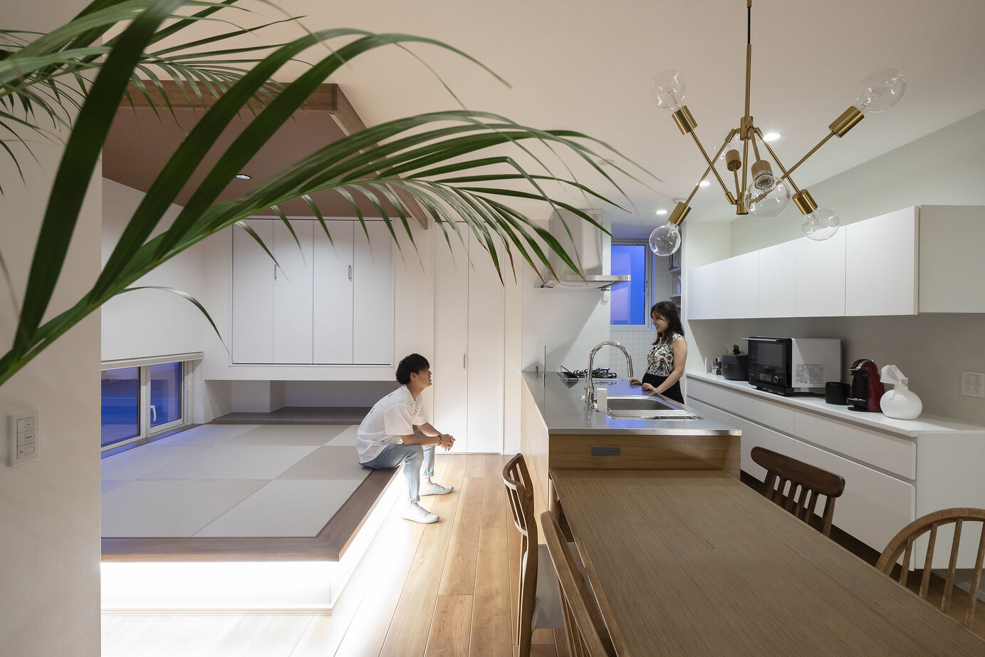 スカイハウス 【札幌市/3000万円台/テラス/ホテルライク】ハワイが好きなふたりの理想。リゾートヴィラのような家にの建築実例画像