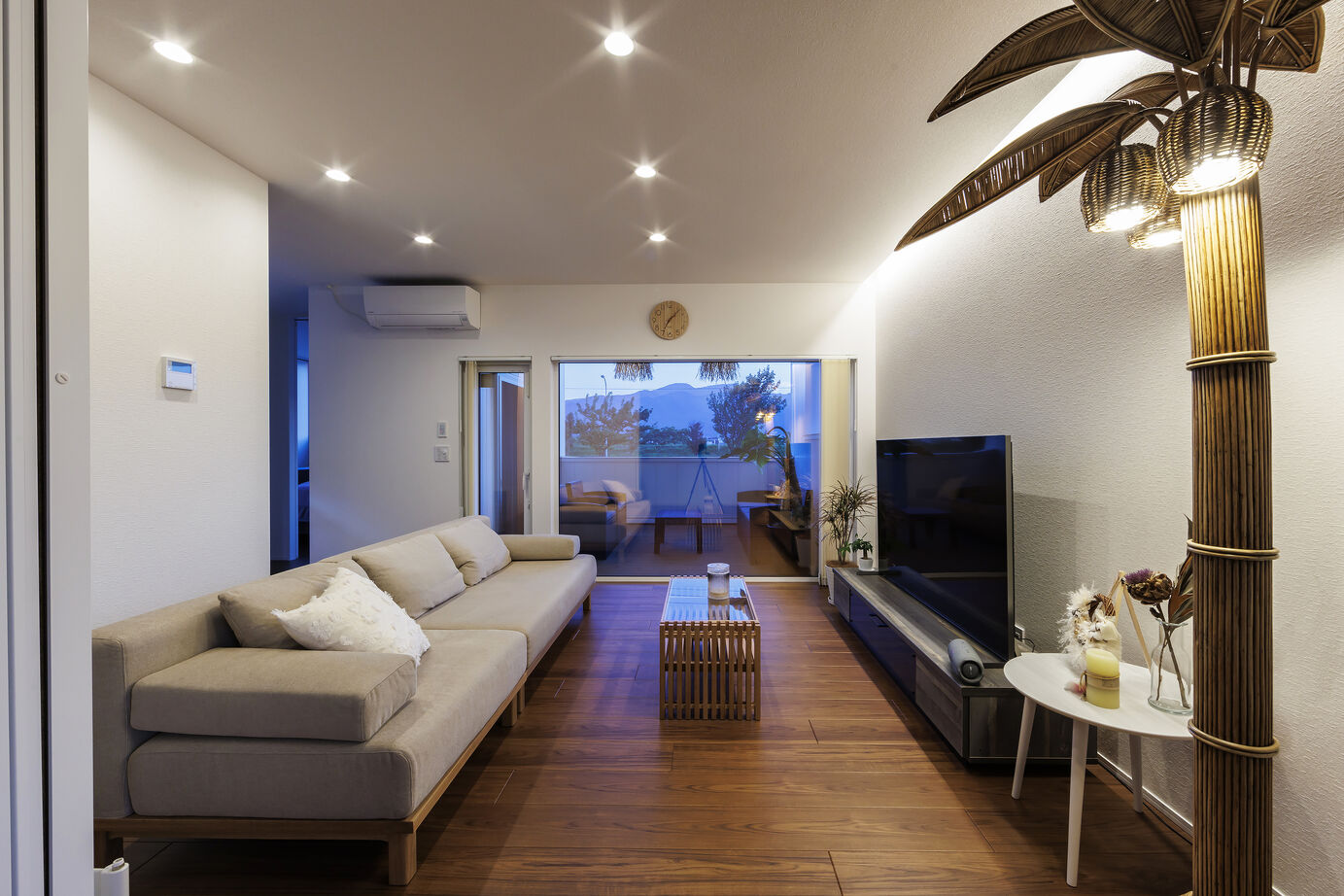 スカイハウス 【札幌市/3000万円台/テラス】四季の景色に癒やされながらリゾート時間を贅沢に楽しむの建築実例画像2