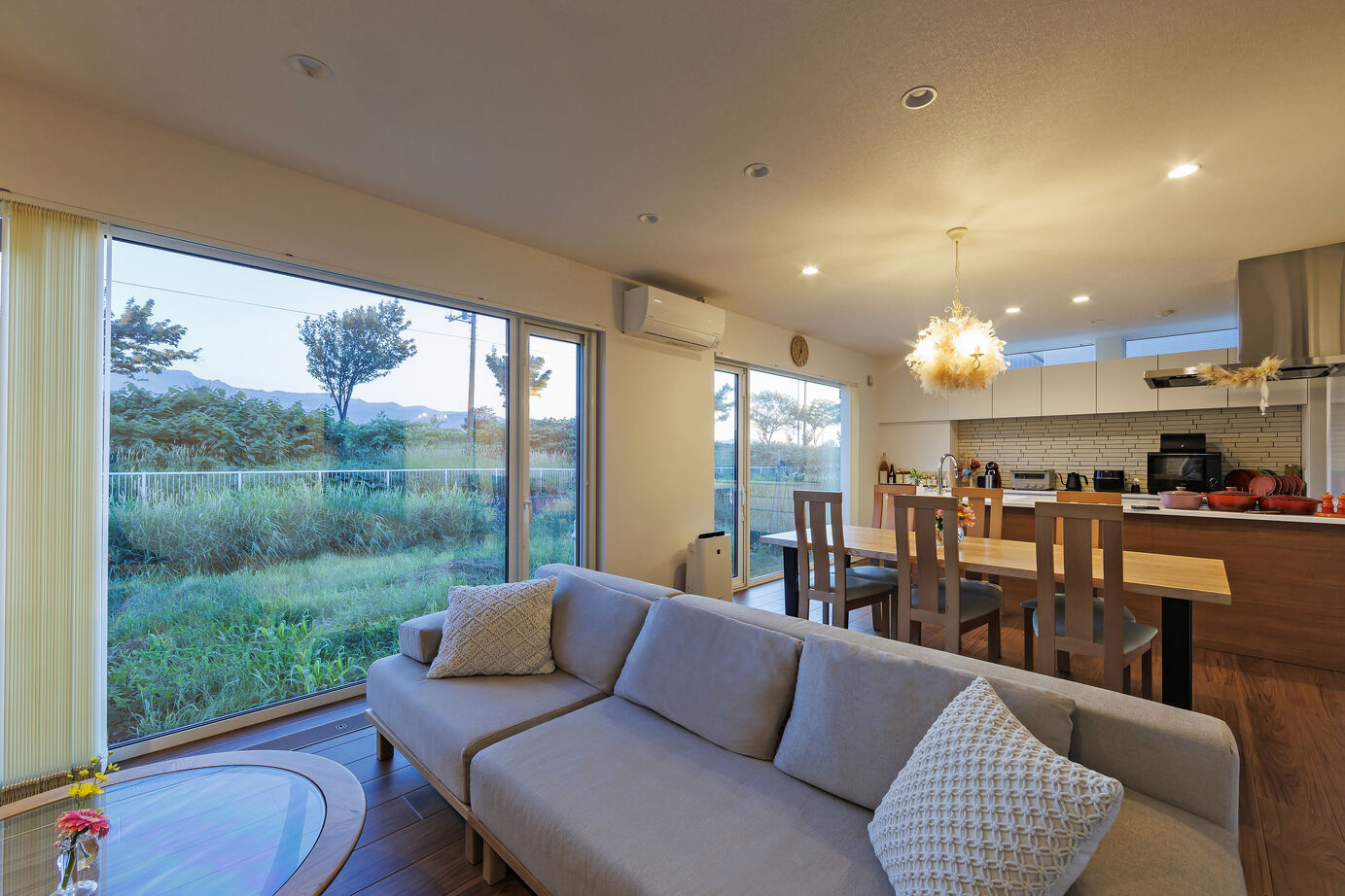 スカイハウス 【札幌市/3000万円台/テラス】四季の景色に癒やされながらリゾート時間を贅沢に楽しむの建築実例画像4