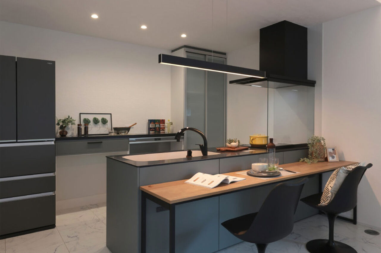 渋沢 【２階リビング｜スマートライフ｜天然素材】天然素材に囲まれた、ちょっとミライの暮らしの建築実例画像4