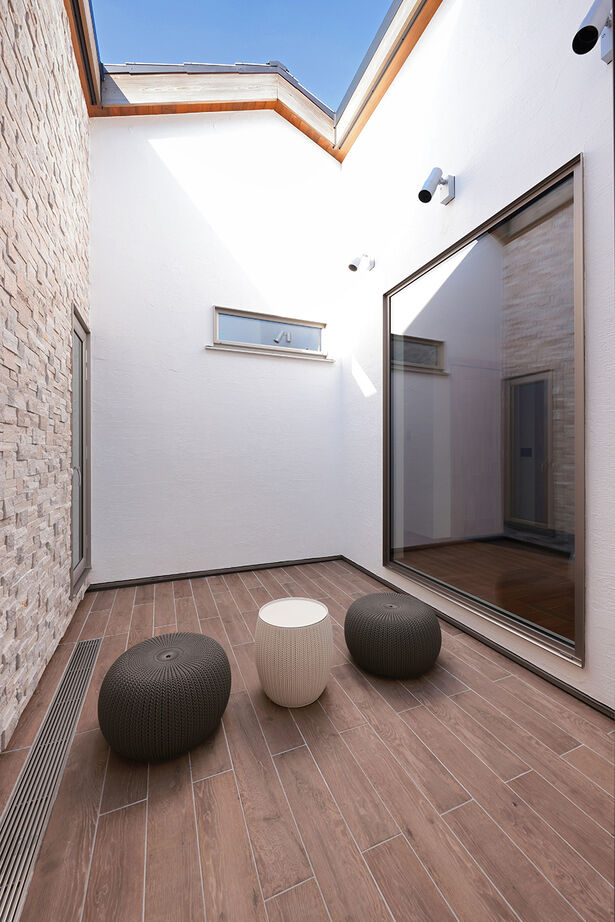 渋沢 【平屋｜中庭｜天然素材｜和モダン】天然素材に包まれた、豊かな暮らしを実現してくれた平屋の建築実例画像6