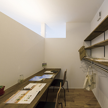 ハウスクラフト 【2000万円台/屋上庭園】洗練された間取りで優雅な時間を。カリフォルニアスタイルのガレージハウス実例の建築実例画像9