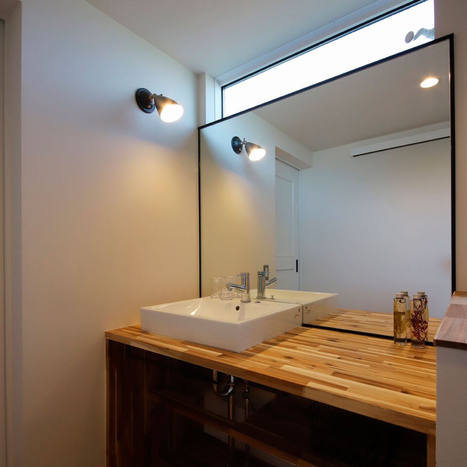 ハウスクラフト 【平屋/間取り図】趣味を楽しむガレージハウス！勾配天井を活かしたロフト空間で遊び心と収納力もプラスの建築実例画像12