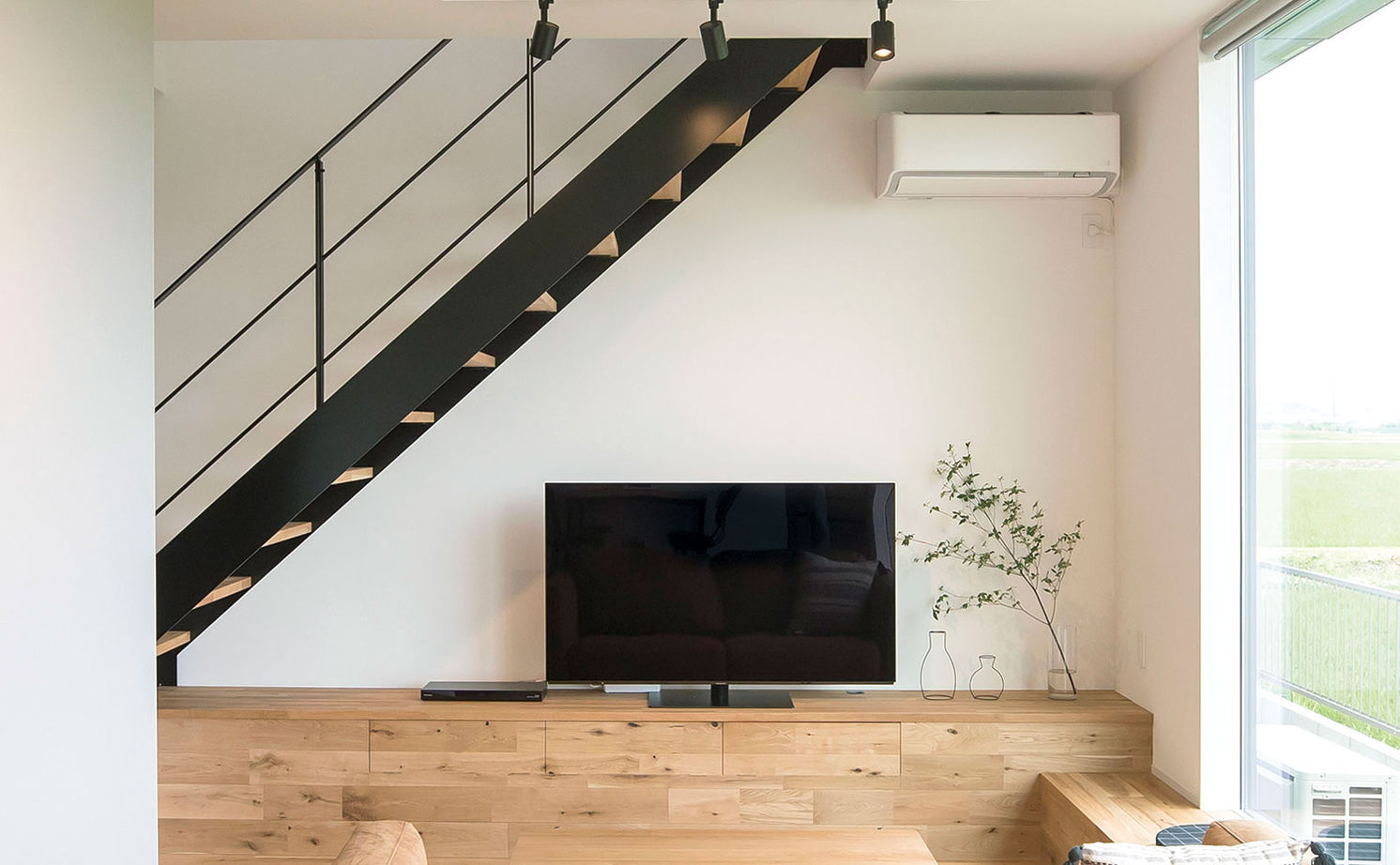 ハウスクラフト 【間取り図】見学会、モデルハウスを見る度おしゃれなデザインにびっくり。ワクワクする提案は住み心地も◎の建築実例画像19