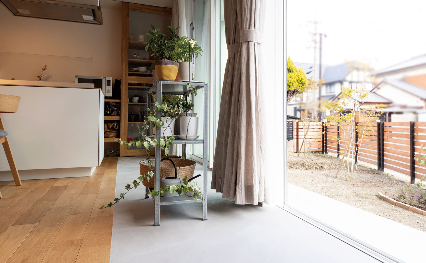 ハウスクラフト 【平屋/間取り図/1000万円台】夫婦2人暮らし。20坪台でも面積以上の開放感!シンプルでコンパクトな平屋実例の建築実例画像3