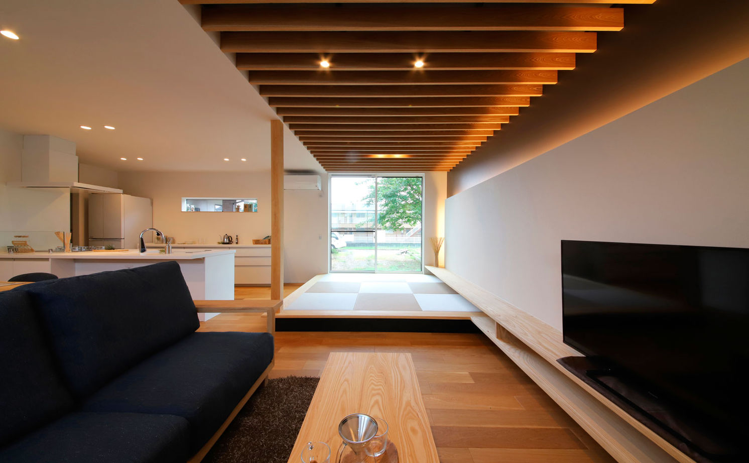 ハウスクラフト 【2000万円台/間取り図/3LDK】SNSで一目惚れしたおしゃれな空間を参考にしたこだわりの平屋に見える2階建ての建築実例画像2