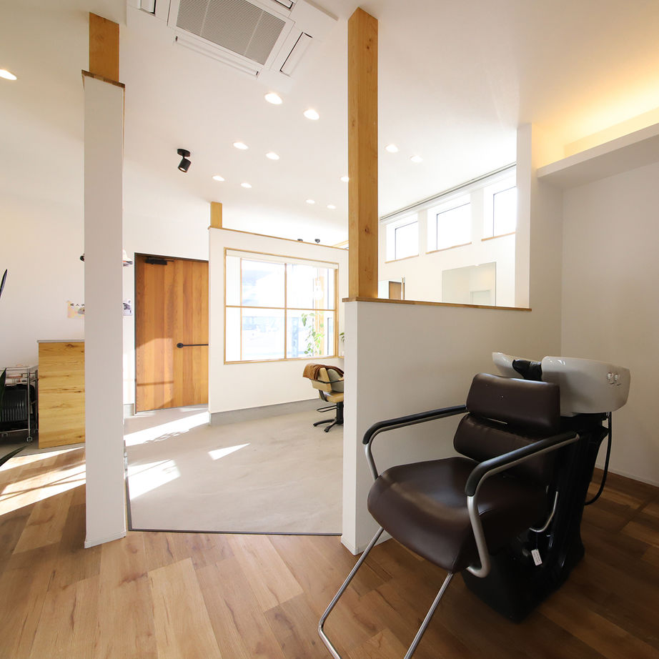 ハウスクラフト 【間取り図】結婚を機に建てたおしゃれな店舗併用住宅！通勤なしで時間節約→子育てなどゆとりのある生活にの建築実例画像6