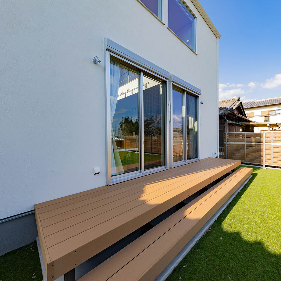 ハウスクラフト 【3000万円台／40坪／間取り】玄関から庭までつながる土間リビング＆薪ストーブがある家の建築実例画像8