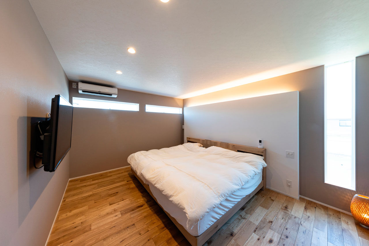 ハウスクラフト 【モダン/吹抜け/41坪】２つのリビングとバルコニーで旅先のような上質を堪能。ラグジュアリーな白の邸宅の建築実例画像9