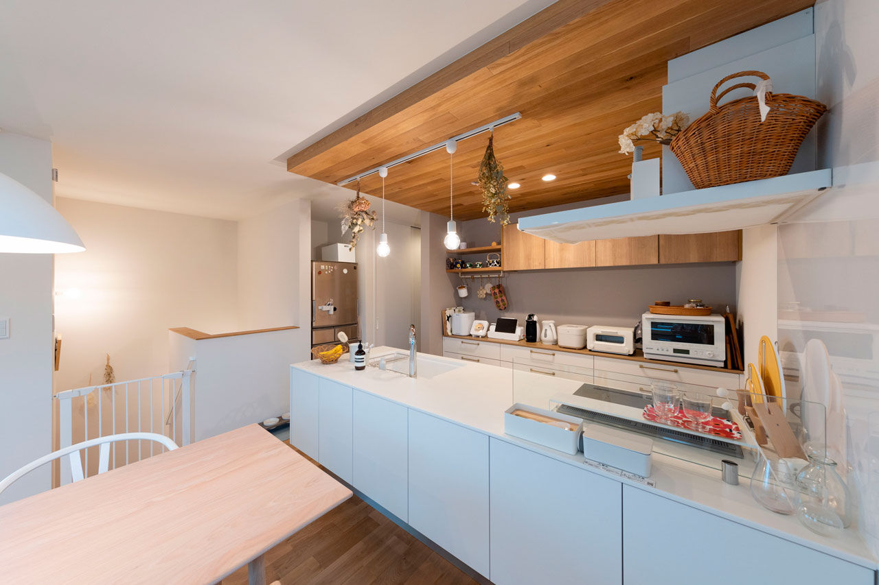 ハウスクラフト 【2階リビング/バルコニー/63坪】広々としたドッグランと2階リビングがつながる、空を間近に楽しむ家の建築実例画像5