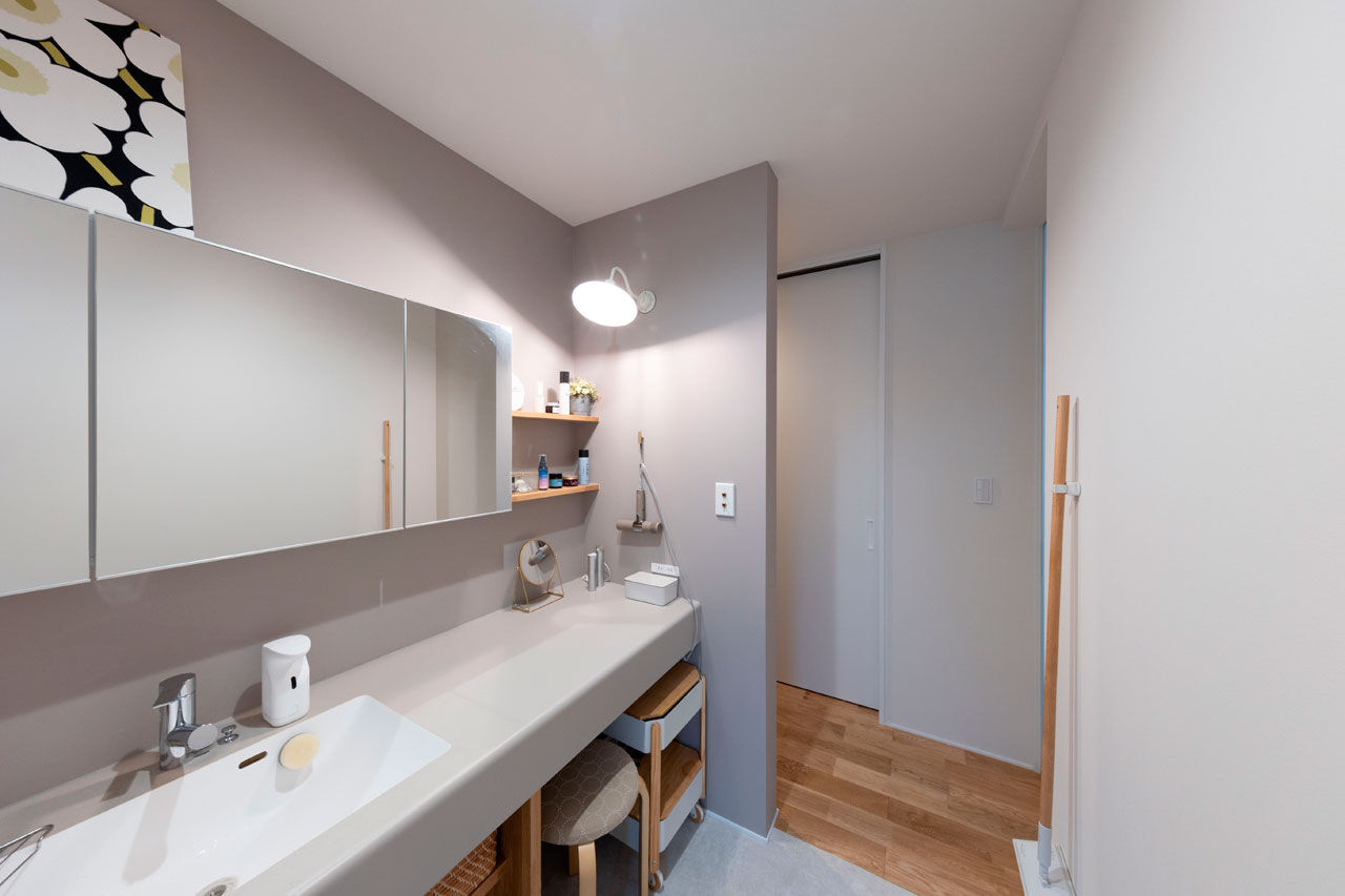 ハウスクラフト 【2階リビング/バルコニー/63坪】広々としたドッグランと2階リビングがつながる、空を間近に楽しむ家の建築実例画像6