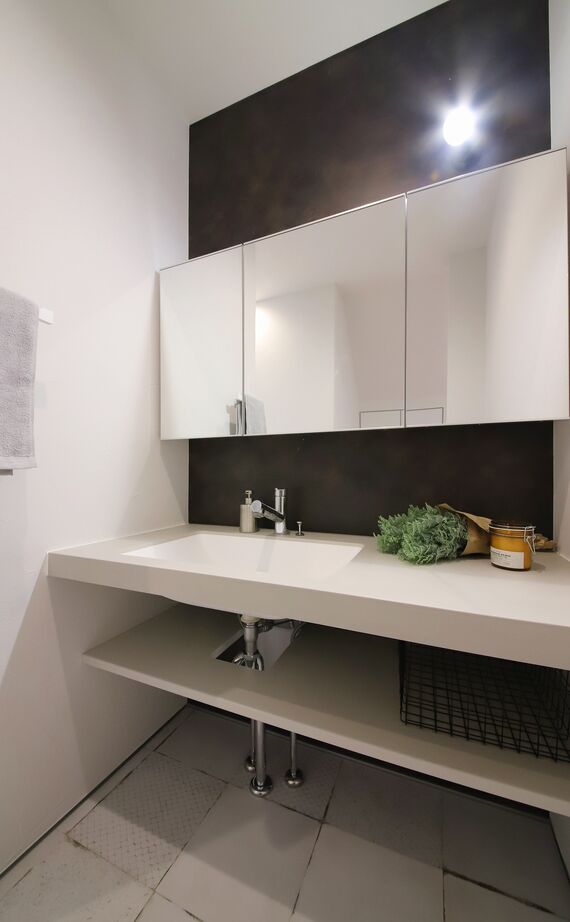 ハウスクラフト 【2000万円台/間取り図/3LDK】白基調のモダンテイスト｜大階段×約8帖の吹き抜けが作りだす開放的な住まいの建築実例画像9