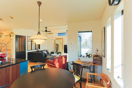 リバティーホーム ココチヨイ家 【福岡県／3LDK+ビルトインガレージ付／3階建て】アイシネン断熱で快適さを実感　自由に楽しく家づくりの建築実例画像3