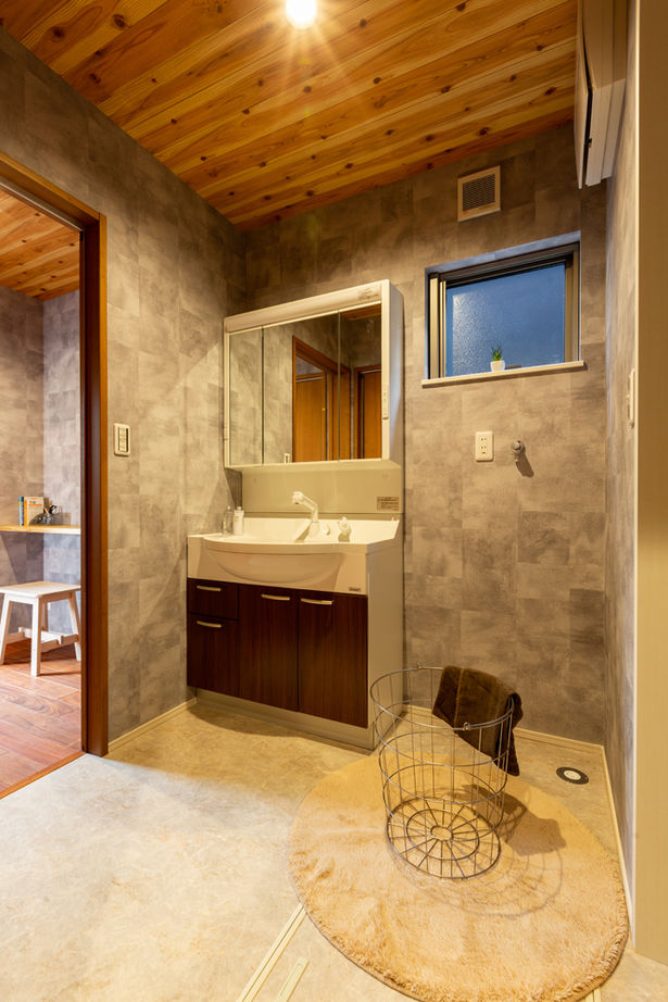 カステルホーム 【大津市×1960万円】暖炉の暖かさに包まれる平屋。琵琶湖を一望する別荘のような住まいの建築実例画像14