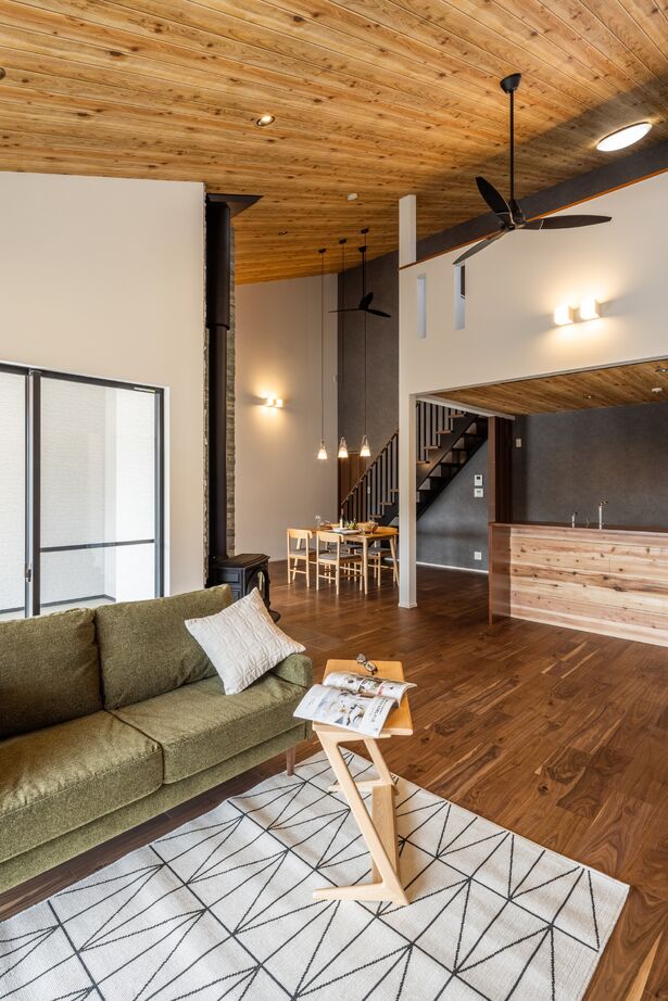 カステルホーム 【長浜市×1851万円】在宅ワークがはかどる郊外暮らし。広々インナーテラスが室内外を緩やかに繋ぐ平屋の家の建築実例画像8