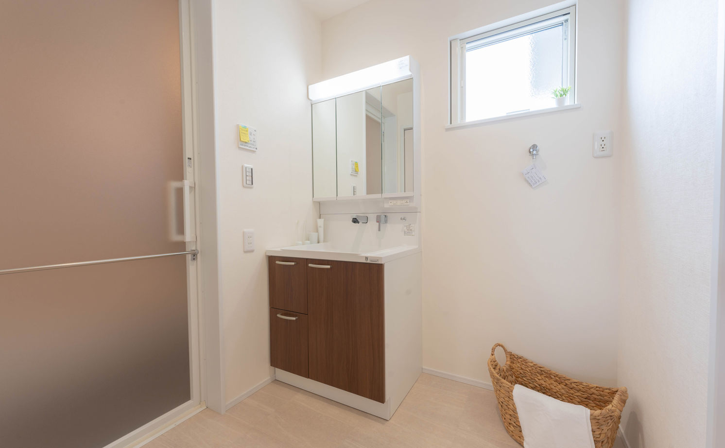 カステルホーム 【趣味室×平屋×1000万円台】趣味を楽しむ大人の平屋。将来を見据えて動線・断熱にこだわって叶えた住まいの建築実例画像11