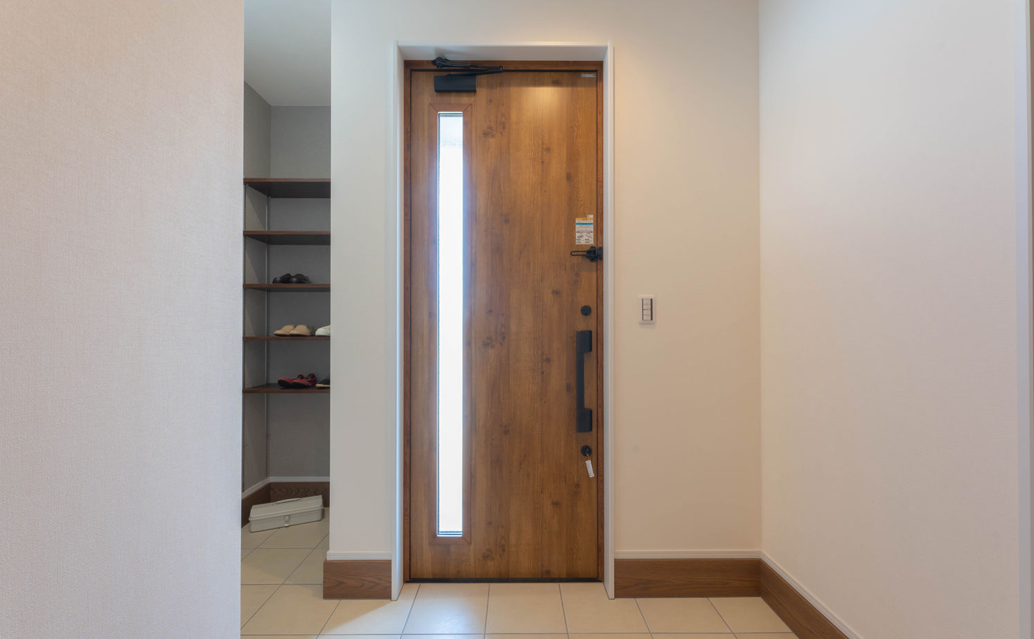 カステルホーム 【趣味室×平屋×1000万円台】趣味を楽しむ大人の平屋。将来を見据えて動線・断熱にこだわって叶えた住まいの建築実例画像12